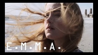 E.M.M.A. előzetes