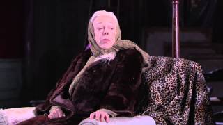 National Theatre Live: People előzetes