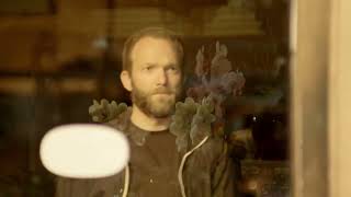 The Man Who Loved Flowers előzetes
