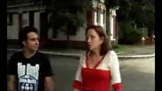 La escuela előzetes