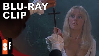 Lust for a Vampire előzetes