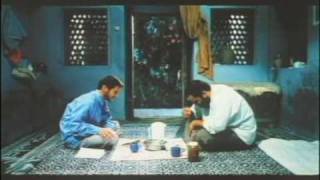 زیر نور ماه előzetes