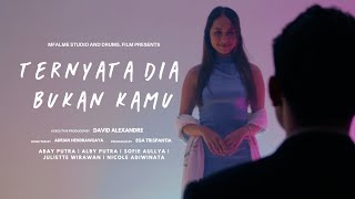 Ternyata Dia Bukan Kamu előzetes