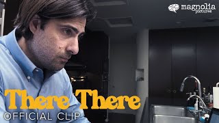 There There előzetes