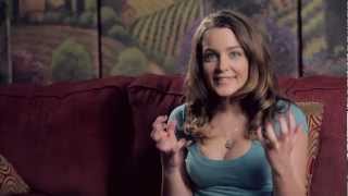 Love, Marriage, & Other Bad Ideas előzetes
