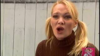 Space Girls in Beverly Hills előzetes
