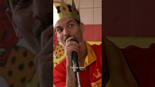 Félbe - tépve előzetes