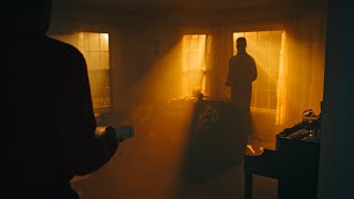 When the Pizza Delivery Guy Walks in on a Robbery előzetes