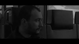 I am not him előzetes