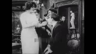 Max manque un riche mariage előzetes